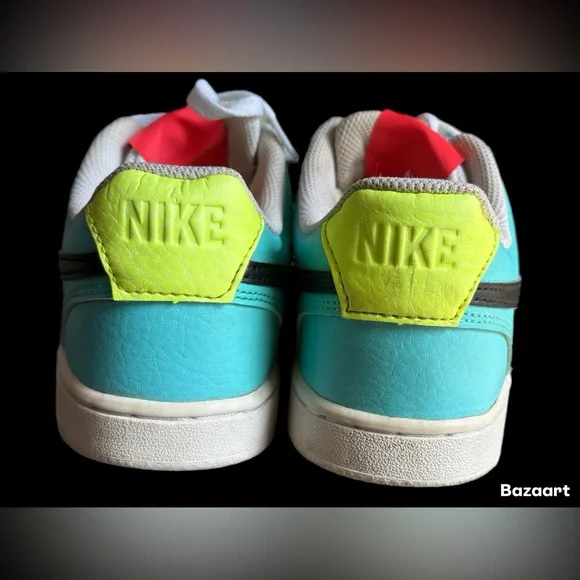 Nike White and Aqua Sneakers with Black Logo - Picture 4 of 5